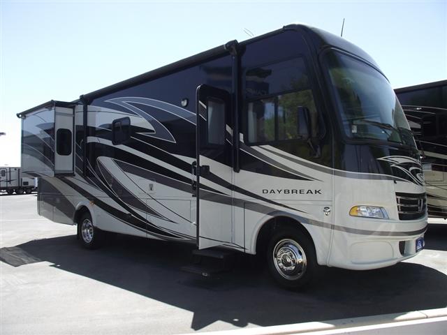 2013 THOR MOTOR COACH DayBreak